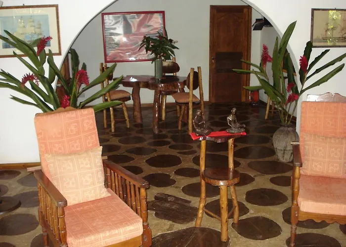 Cote Sud - Unique Villa & Bungalows Intendance Road