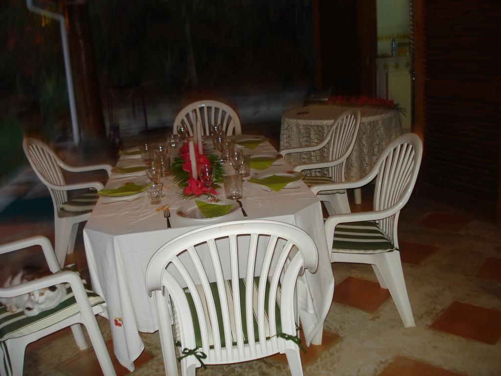 Villa Cote Sud - Unique Villa & Bungalows Intendance Road Takamaka