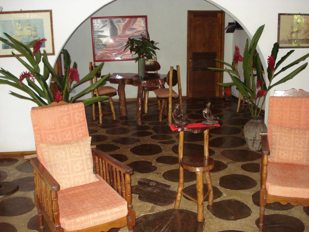 Villa Cote Sud - Unique & Intendance Road *
